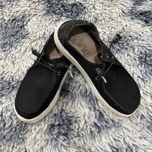 Hey Dudes Size 11 Black and Silver